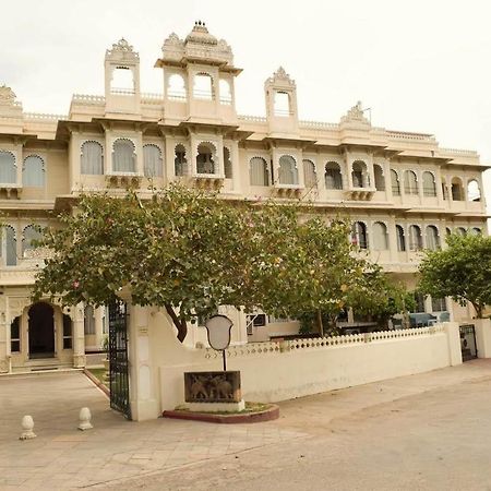 Rampratap Palace By Fateh Collection Udaipur Exterior foto